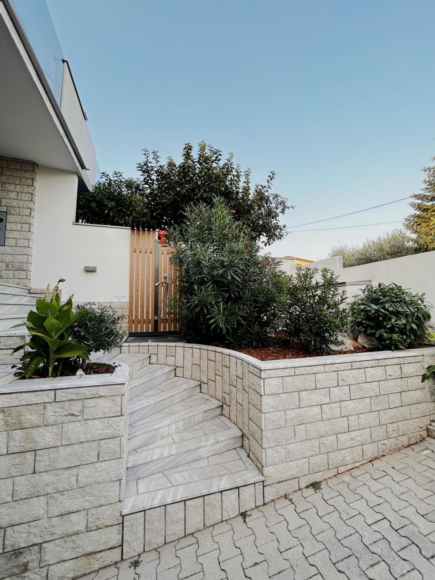 赞布雷提亚Sunny House公寓 外观 照片