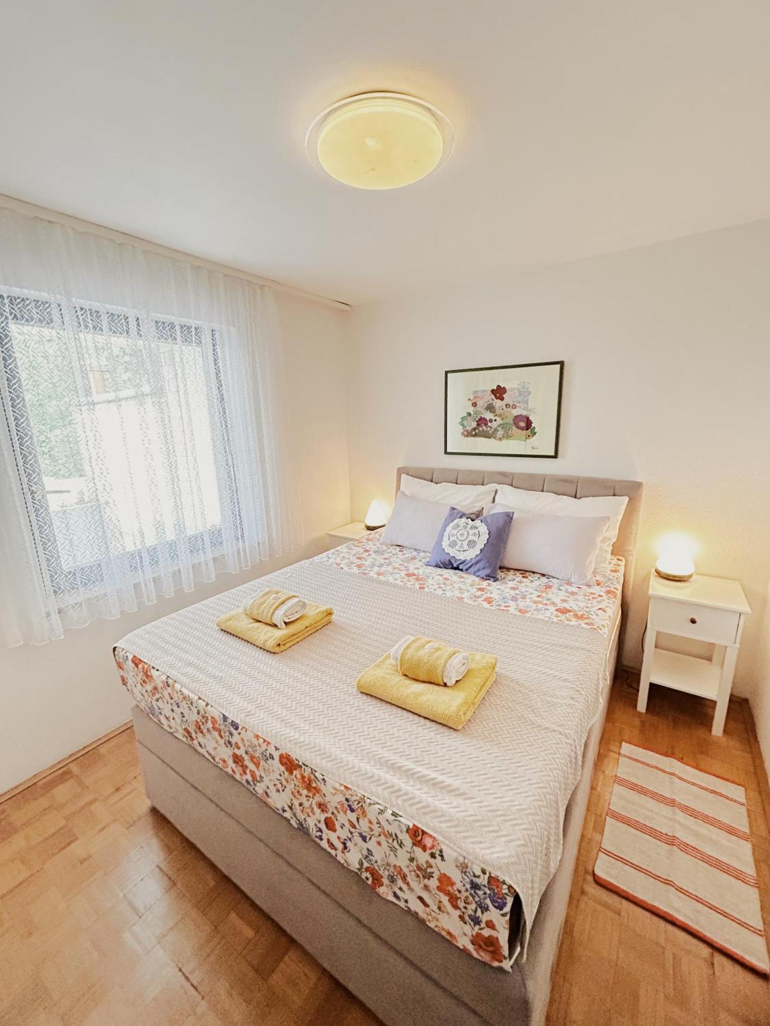 赞布雷提亚Sunny House公寓 外观 照片